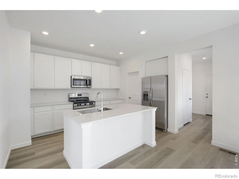 6404 Red Willow Dr, Fort Collins, CO 80528