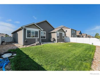 586 Cherryridge Dr, Windsor, CO 80550