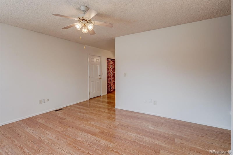 711 Moline St, Aurora, CO 80012