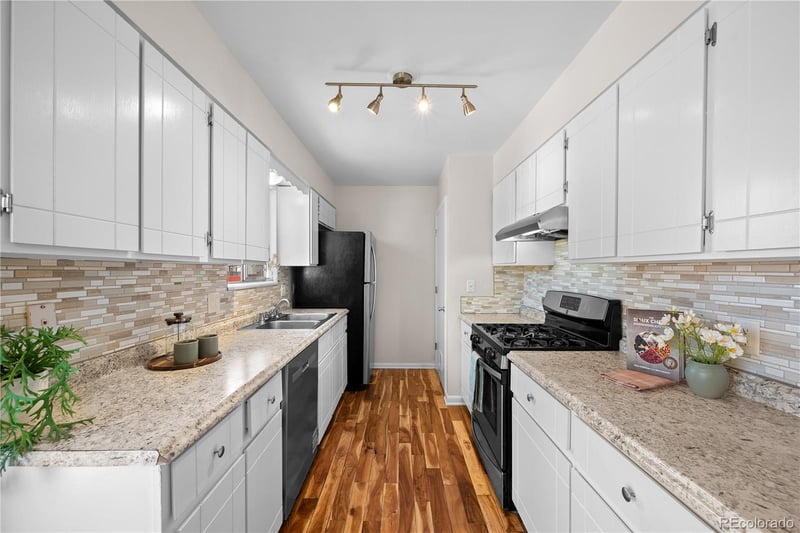 1400 Ash Dr, Fort Collins, CO 80521