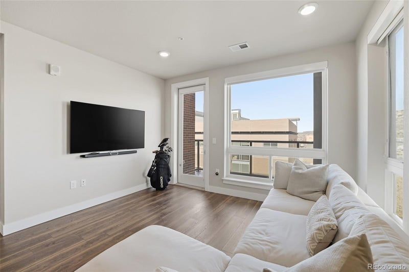 20 Wilcox St #410, Castle Rock, CO 80104