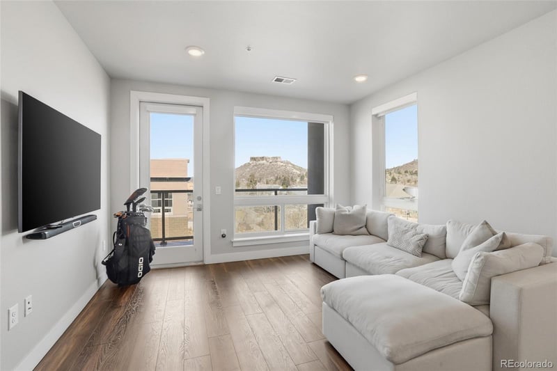 20 Wilcox St #410, Castle Rock, CO 80104