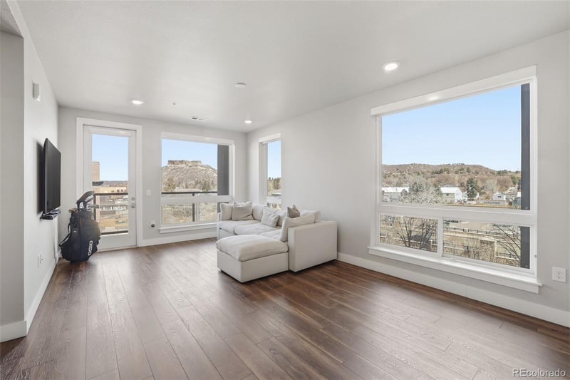 20 Wilcox St #410, Castle Rock, CO 80104