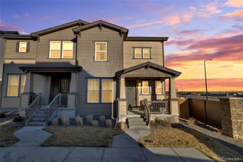 28436 6th Pl, Watkins, CO 80137