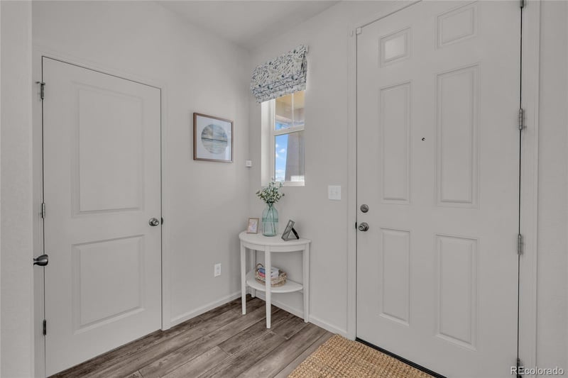 28436 6th Pl, Watkins, CO 80137