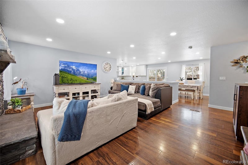 1481 Chambers Cir, Aurora, CO 80012