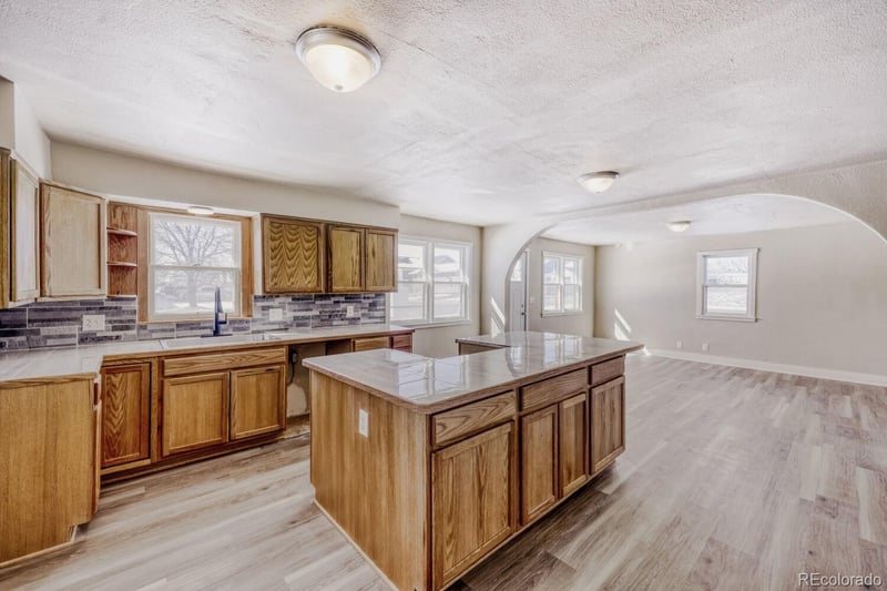 505 E Woodward Ave, Keenesburg, CO 80643