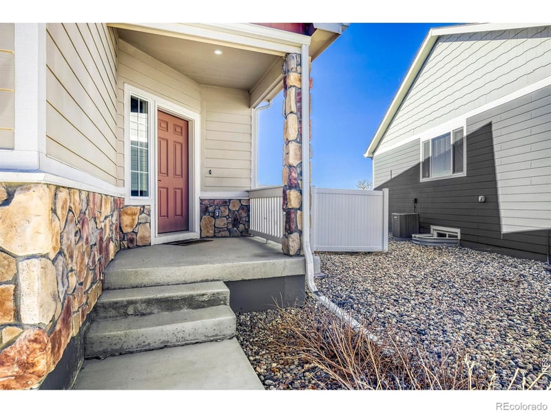 368 Littlebrook Ct, Windsor, CO 80550