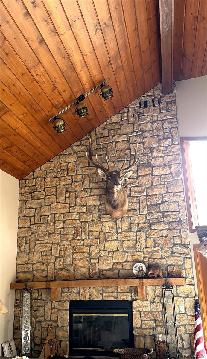 25833 Gateway Dr, Golden, CO 80401