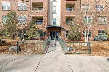 1623 Saint Paul St #405, Denver, CO 80206