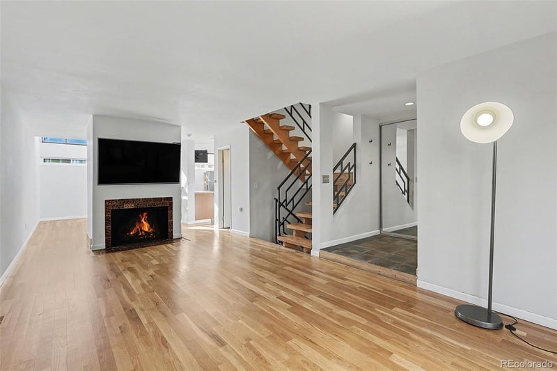935 N Pennsylvania St #10, Denver, CO 80203