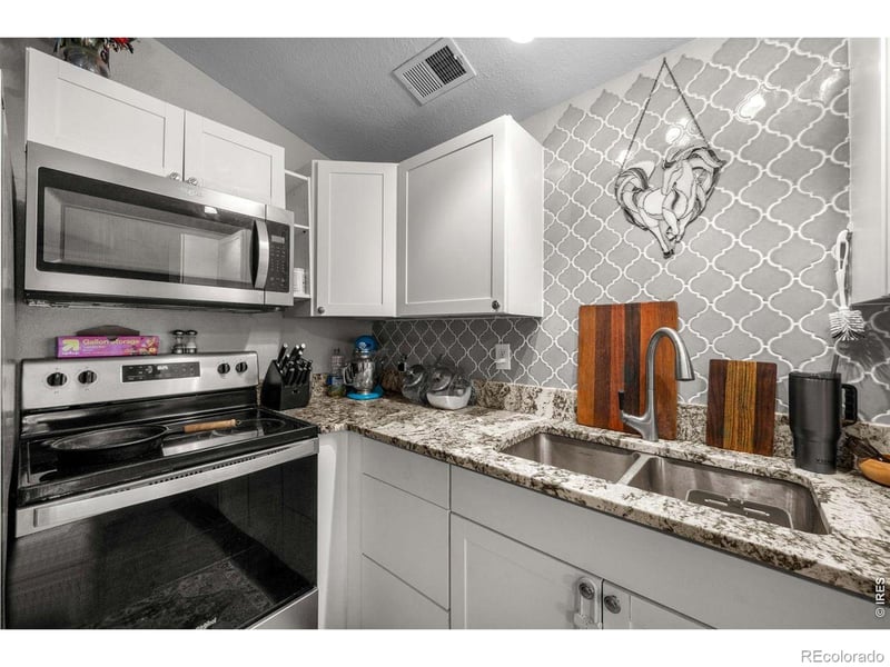208 Frances Ave, Milliken, CO 80543