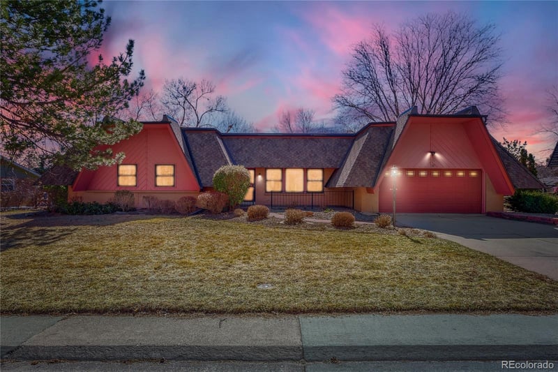 5890 Plymouth Dr, Littleton, CO 80128