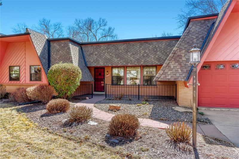 5890 Plymouth Dr, Littleton, CO 80128