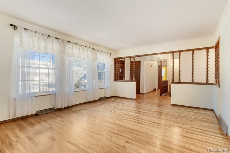 5890 Plymouth Dr, Littleton, CO 80128