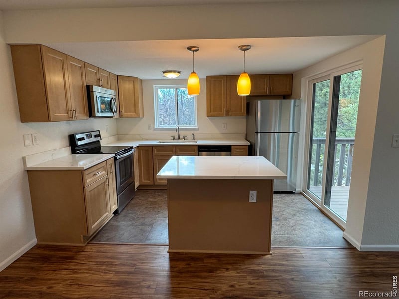 6146 Willow Ln, Boulder, CO 80301