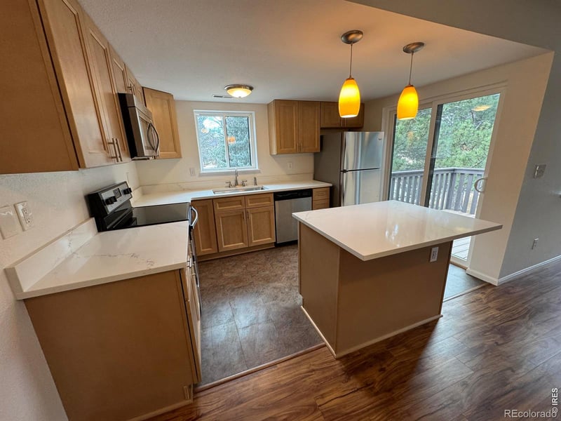 6146 Willow Ln, Boulder, CO 80301