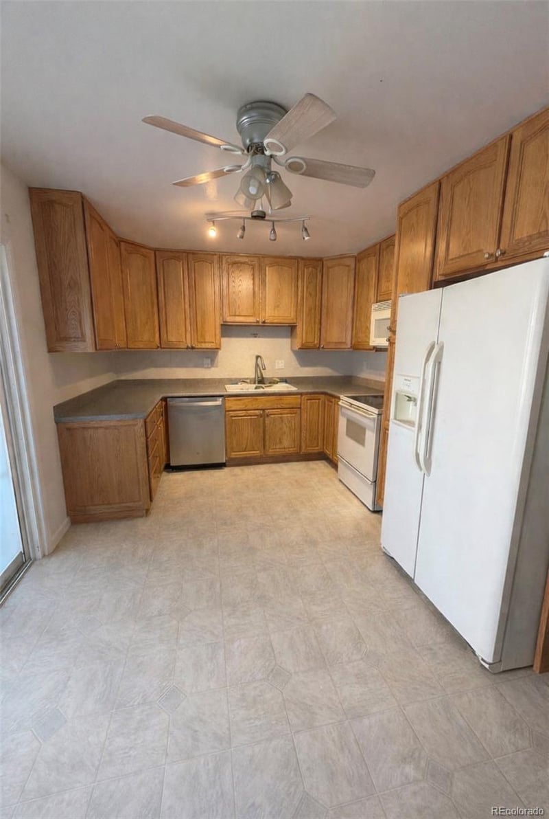 1501 98th Ave, Thornton, CO 80229