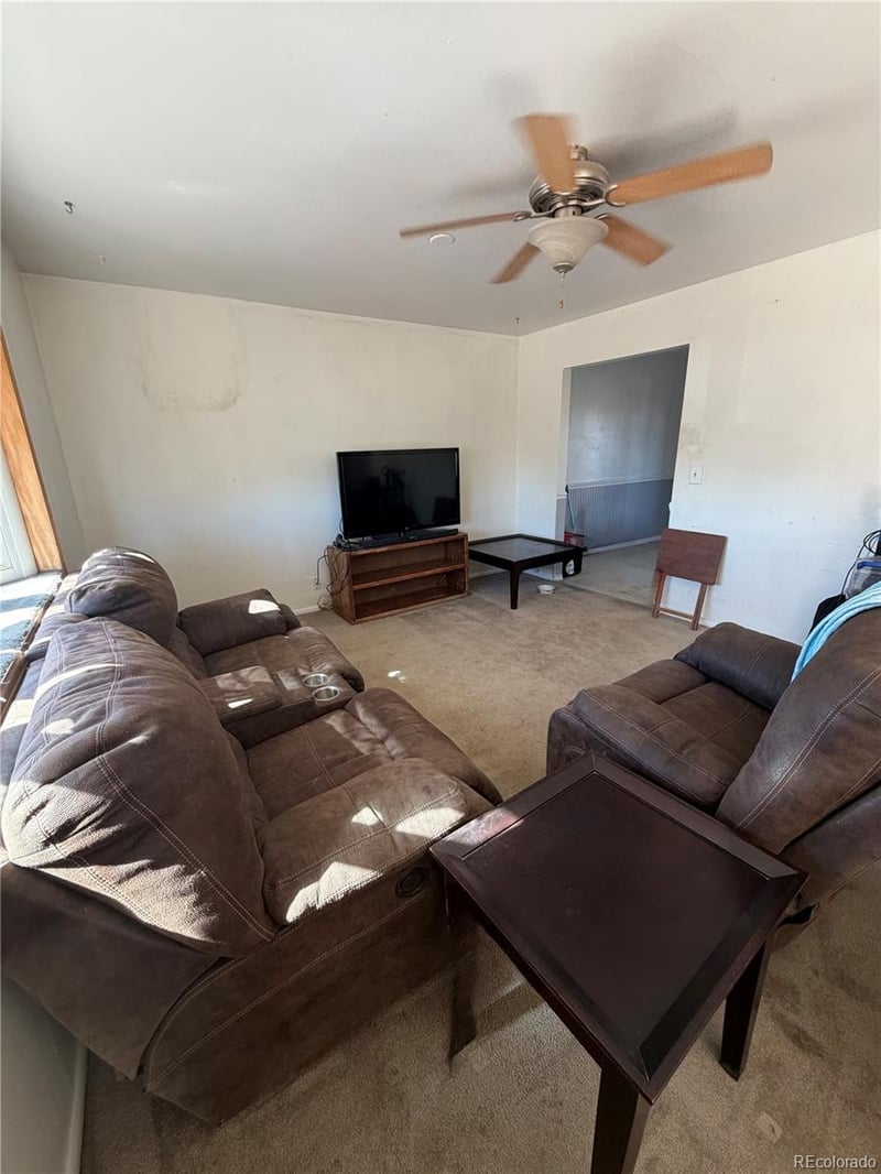 1501 98th Ave, Thornton, CO 80229