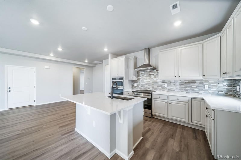 5174 Quatar St, Aurora, CO 80019