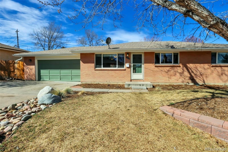 5429 Lakeview Way, Littleton, CO 80120