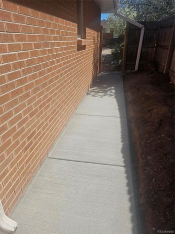 5429 Lakeview Way, Littleton, CO 80120