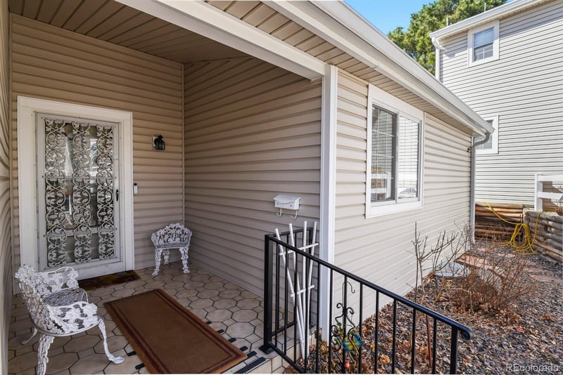 13787 Marina Dr #B, Aurora, CO 80014