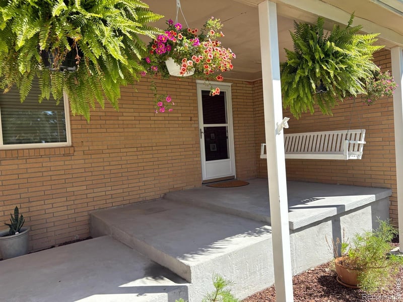 106 Highland Ave, Sterling, CO 80751