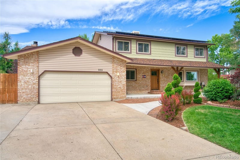 935 Butler Way, Lakewood, CO 80226