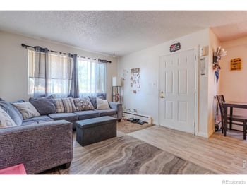 4520 Bingham Pl, Denver, CO 80219