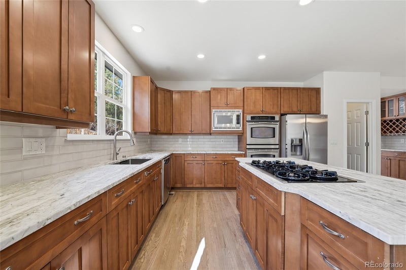 10613 Briarglen Cir, Highlands Ranch, CO 80130