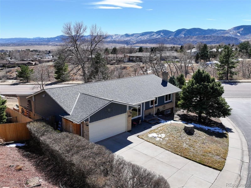 1898 Arbutus St, Lakewood, CO 80228