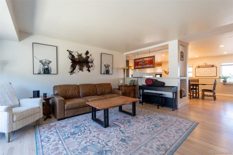 1898 Arbutus St, Lakewood, CO 80228