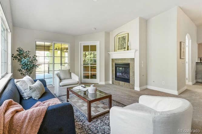 160 Poplar St #A, Denver, CO 80220