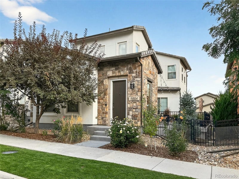 15554 La Salle Ave, Lakewood, CO 80228