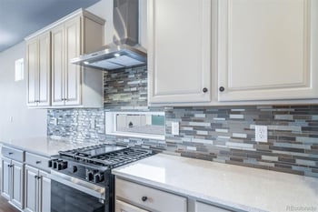 4827 N Sicily Ct, Aurora, CO 80019