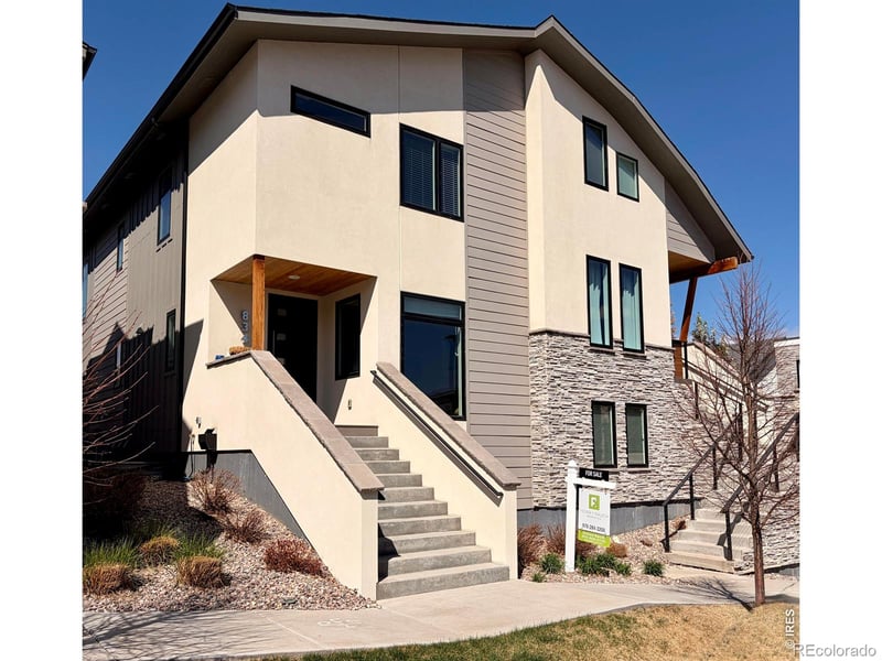 834 Cherokee Dr, Fort Collins, CO 80525