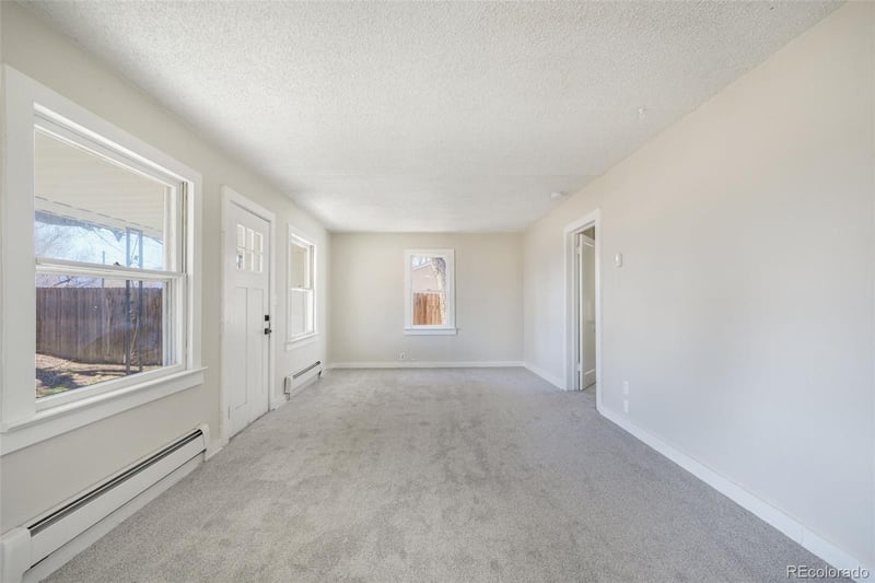 2218 St Vrain St, Colorado Springs, CO 80909