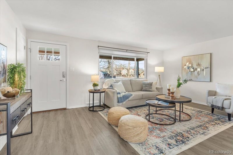 952 Garland Way, Lakewood, CO 80226