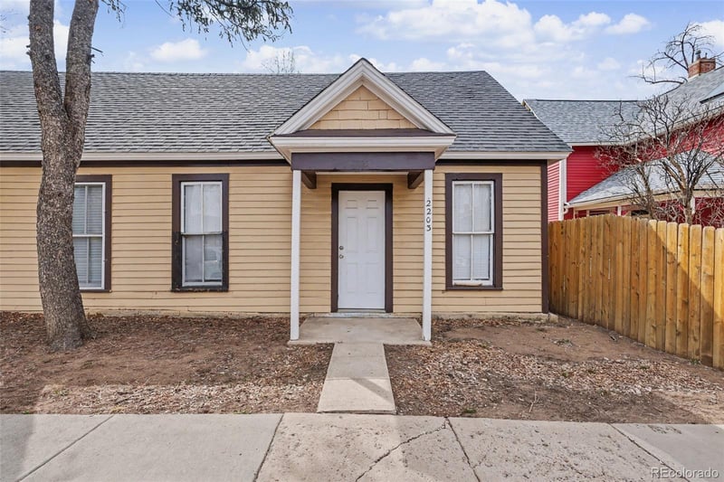 2201 Pikes Peak Ave, Colorado Springs, CO 80904