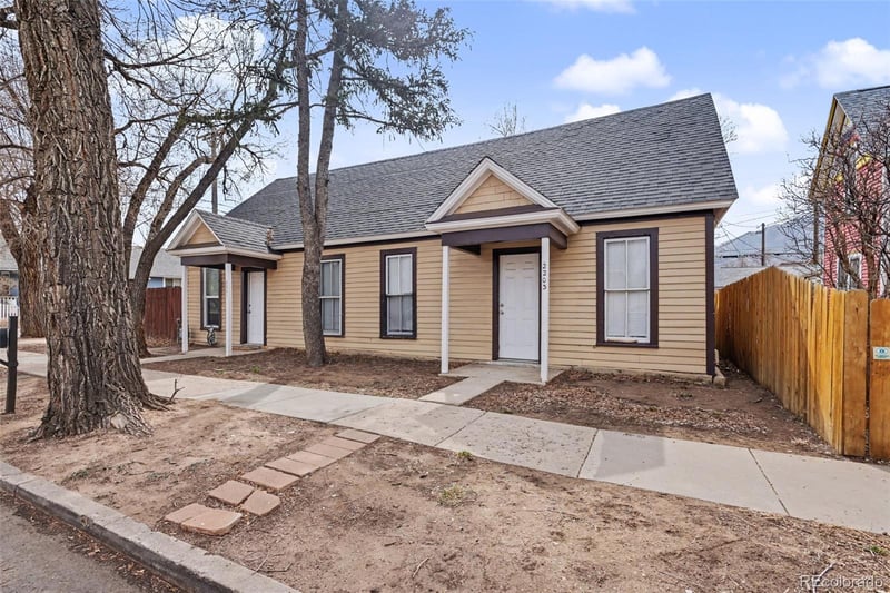 2201 Pikes Peak Ave, Colorado Springs, CO 80904