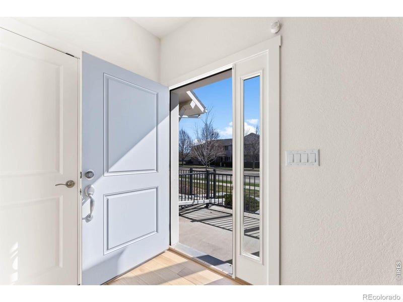 751 Grandview Mdws Dr, Longmont, CO 80503