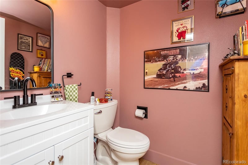 8029 Ravenel Dr, Colorado Springs, CO 80920