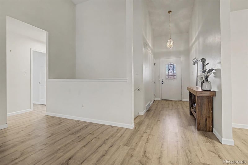 14305 Marina Dr #B, Aurora, CO 80014