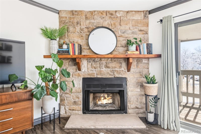 8335 Fairmount Dr #1-202, Denver, CO 80247