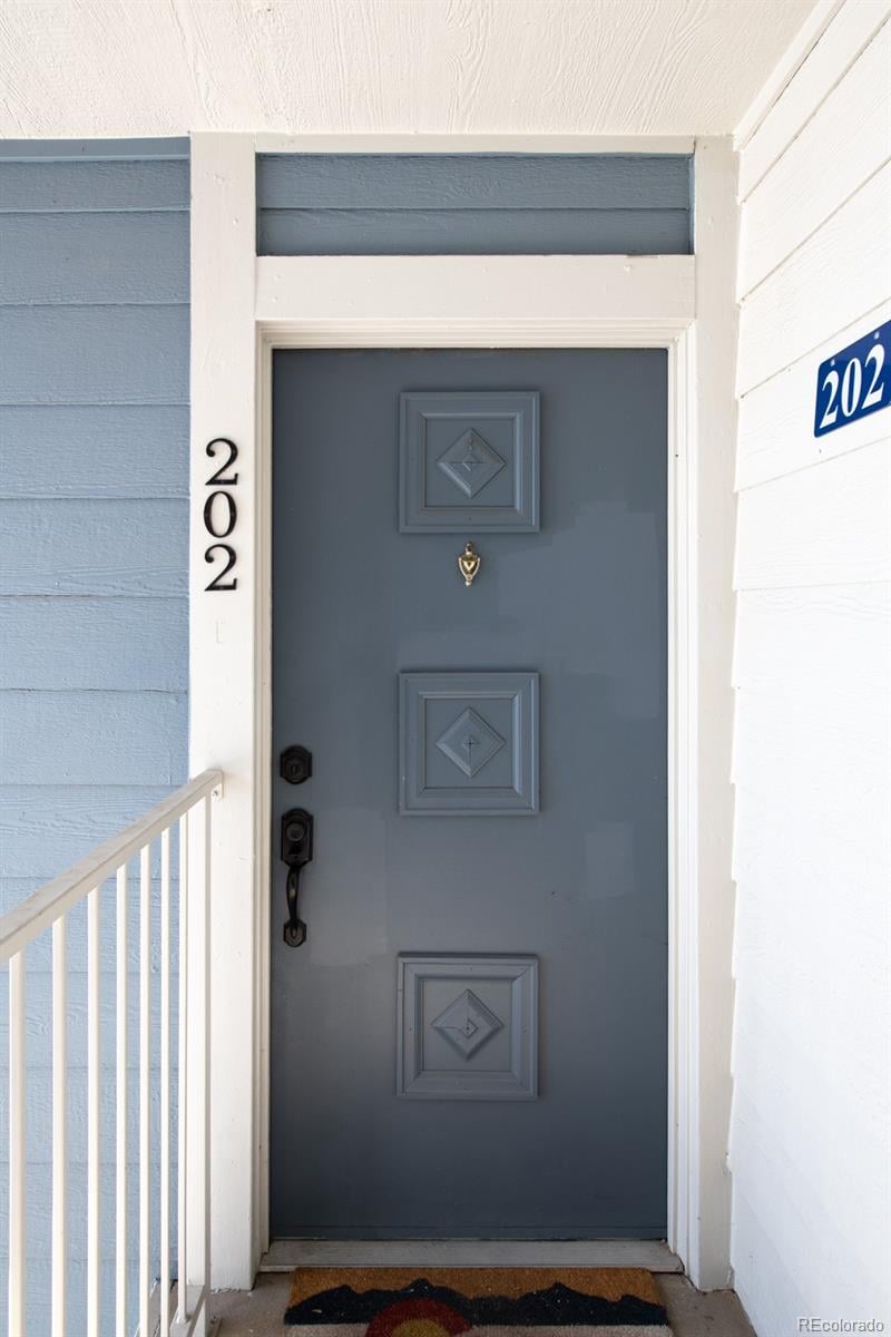 8335 Fairmount Dr #1-202, Denver, CO 80247