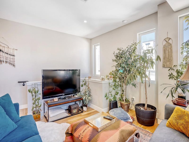 1272 Yates St #6, Denver, CO 80204