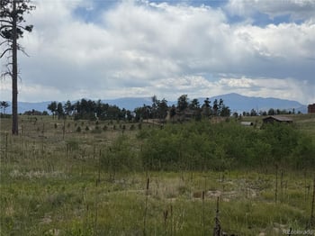 13810 Wildoak Dr, Colorado Springs, CO 80908
