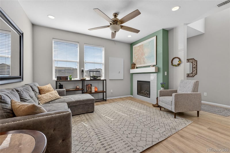 16025 Elk Pl, Denver, CO 80239