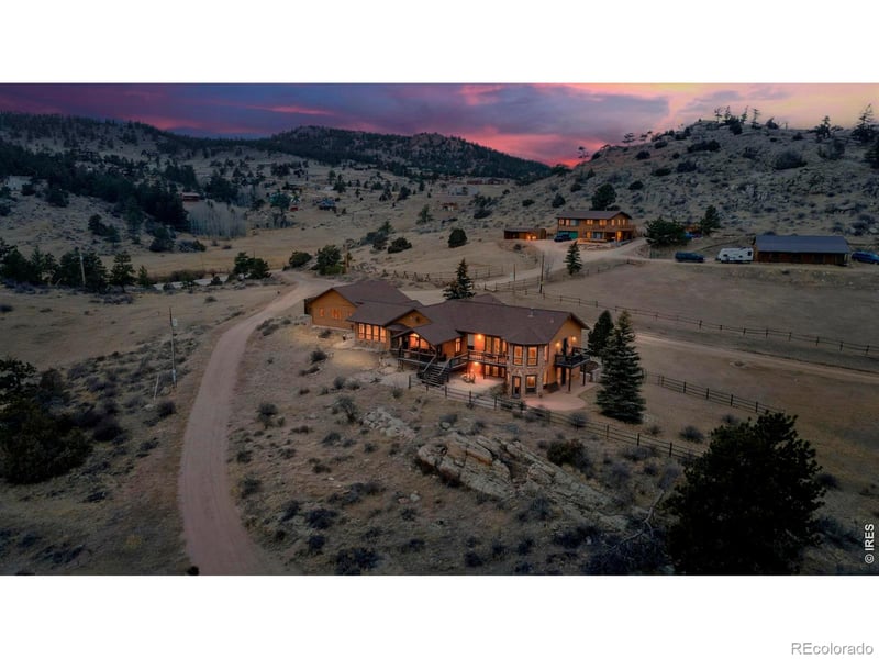 90 Mount Axtell Dr, Livermore, CO 80536